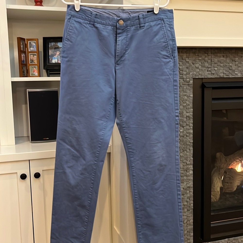 Bonobos stretch chinos
